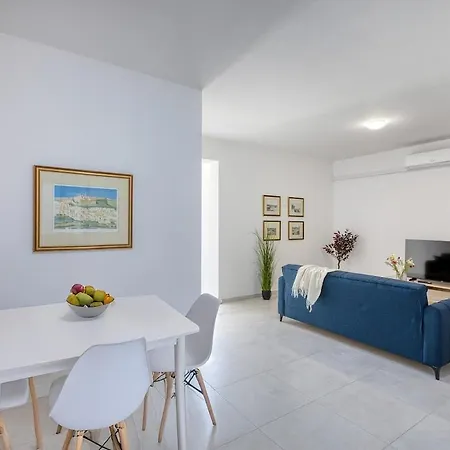 2br Quiet And Cozy